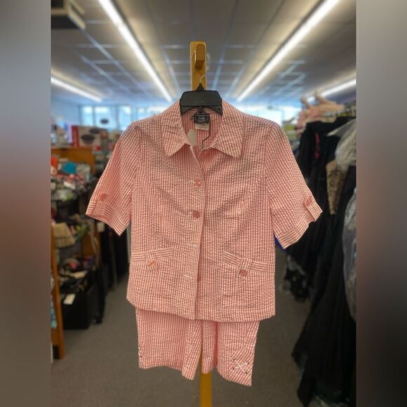Southern Lady  8Petite Pink Gingham Summer Set - Picture 1 of 3